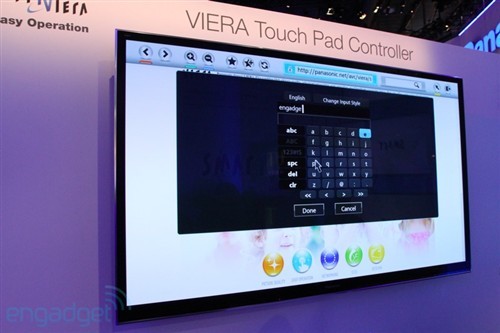 CES2012�����Ƴ�Viera���Ӵ���ң����