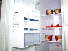 LG新品对开门冰箱 现身国美热卖中