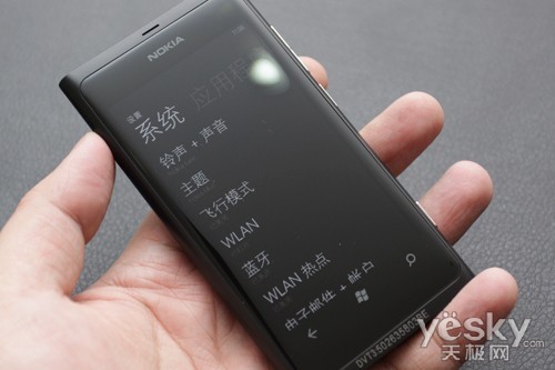 期待半年终于来临 诺基亚Lumia 800C首测_手机