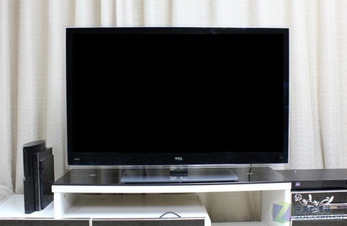 搭载Windows7平台TCL智能电视10199元