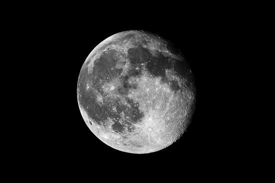 从娥眉月至月全食 4个月的月球摄影集_数码
