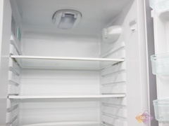海尔新品两门冰箱 抢先亮相国美卖场
