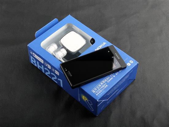 具有NFC功能 诺基亚蓝牙BH221开箱体验_手机