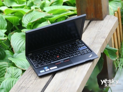 ׷�������������ϸ�ڱ��ֳ�ɫ�ʼǱ�