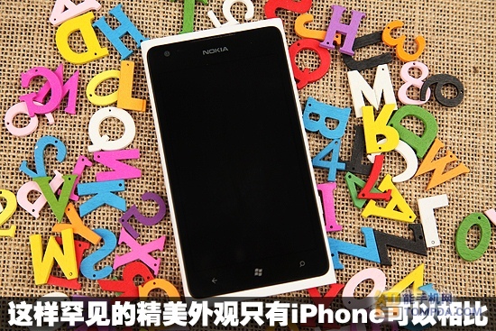 大屏美型WP手机 诺基亚Lumia 900评测_手机
