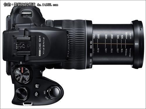 30倍光学变焦相机 富士HS33EXR售2600元_数