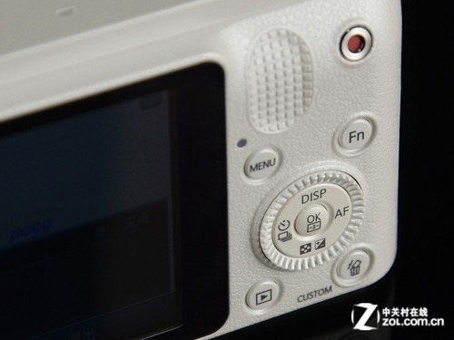 Ѥ��ɫ���µ�����Ӱ������NX1000����