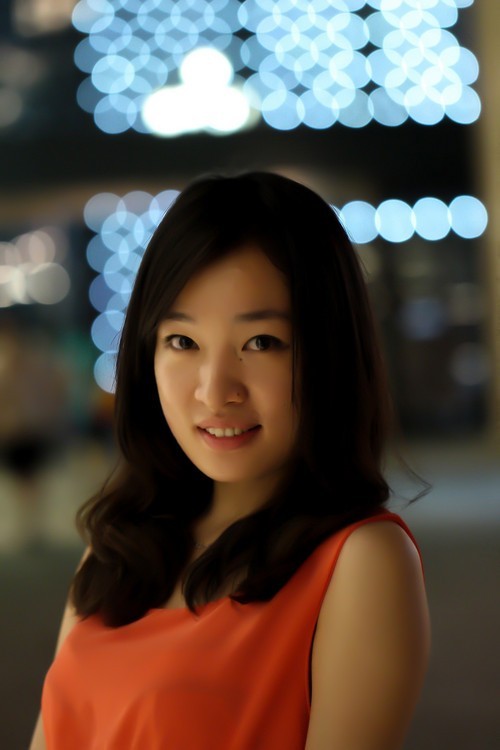 越夜越魅力 教<em>美女</em>如何拍出<em>迷幻</em>夜色_数码_科