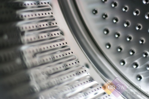 强机霸气外露 海尔复式滚筒洗衣机