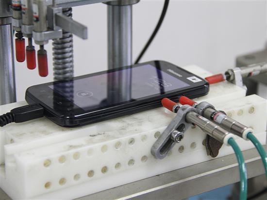 各种高端货 青岛海信手机工厂之旅实录_手机