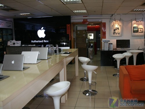 iPad2发售之后 中关村苹果卖家的新生意
