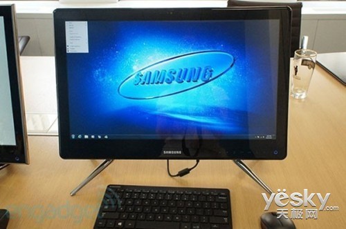 三星推出windows 8,支持手势识别一体电脑