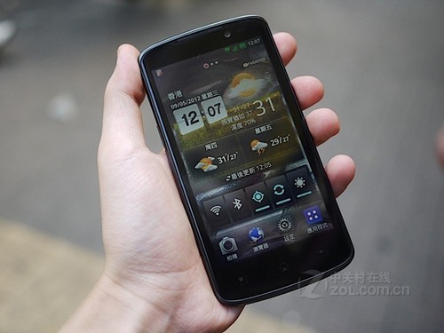 4.5寸IPS屏双核 LG Optimus LTE报新低价 