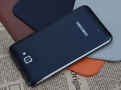 三星 GALAXY NOTE 黑色 背面图 