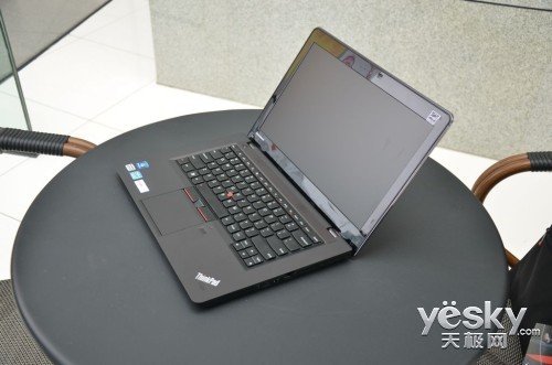 ���ᱡ����ȴ��ǿ�� ThinkPad S430��8220Ԫ