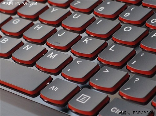 彪悍小y最终态联想IdeaPadY400评测(2)