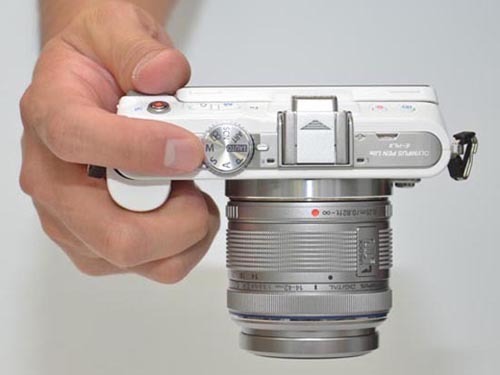 TrustTechnology推出多款微单专用手柄