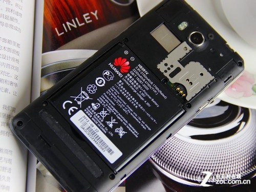 四核2GB内存白色华为荣耀四核爱享版图赏