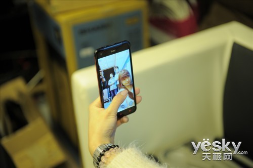 HTC�»���HTC Butterfly����