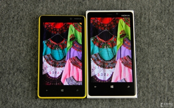 1.5GHz˫��WP8ǿ�� Lumia 820�׷����� 