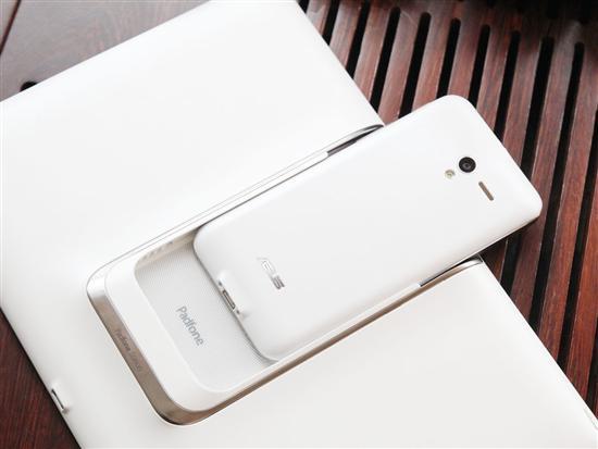 神奇变形手机华硕PadFone2实拍图赏