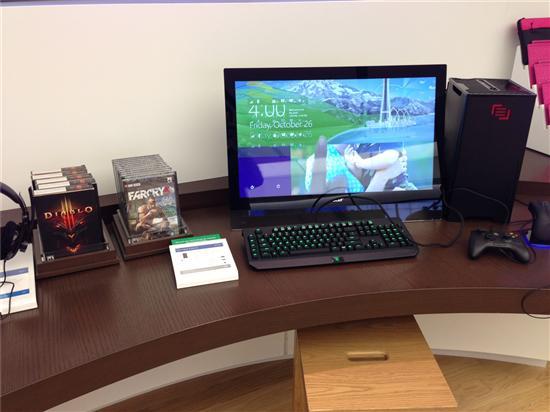 紧邻苹果零售店微软圣荷西专卖店探秘