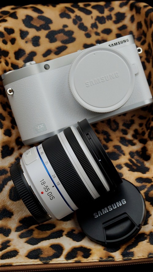 超高画质易于分享三星NX300相机评测