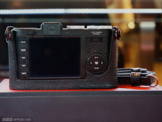 蜥皮限量版徕卡X2上市售价约合17200元