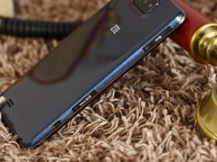 6.3英寸领衔市售最大屏智能手机排行榜(4)