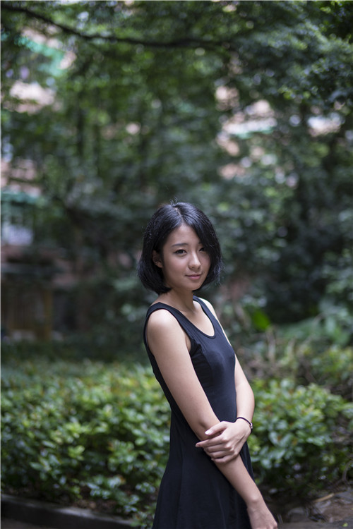 拍好女友人像头大pk 四大50/1.4镜头测试