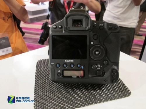 商务时尚数码相机佳能EOS-1DX特价