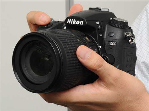 尼康d7000套机仅6700元
