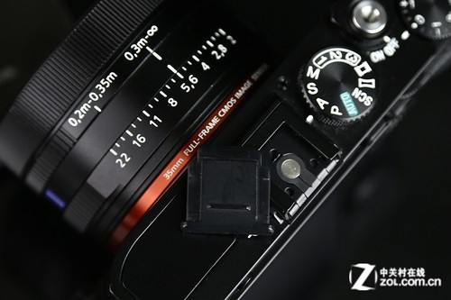 锐度更高细节更美 索尼黑卡RX1R评测