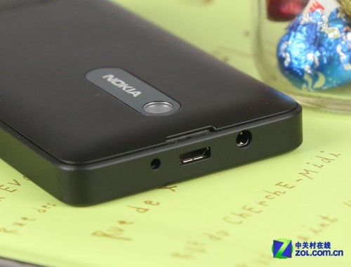 599元QWERTY全键盘黑色诺基亚210图赏