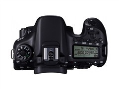 性能升级很全面佳能70D套机售7790元
