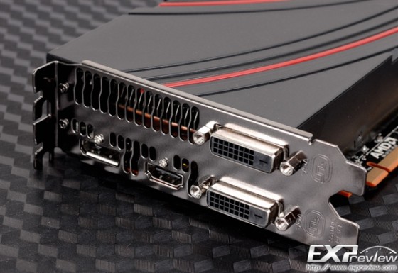 扒光新旗舰:Radeon R9 290X全面拆解