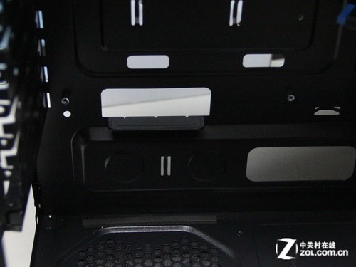 低调难掩奢华 GAMEMAX天尊机箱评测