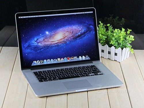 四代i7顶配 苹果MacBook Pro价格17999元|苹