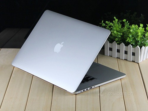 苹果macbook+pro笔记本在配置上配备了hasw
