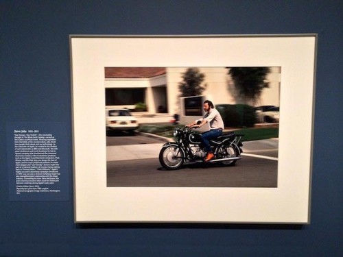 变身摩托车骑士 乔布斯早年照片首曝光|乔布斯