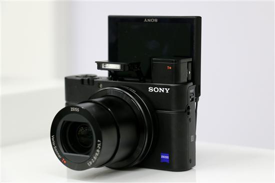 内置弹出式EVF 索尼RX100 III真机图赏_数码