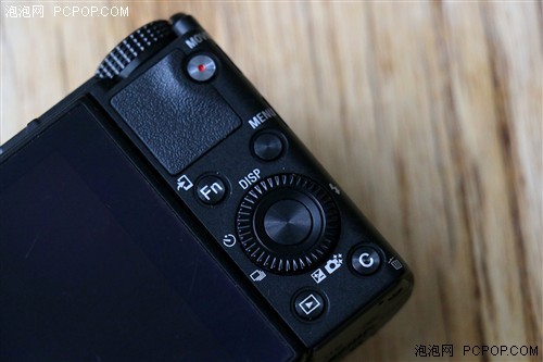 内置弹出式EVF索尼黑卡RX100III评测