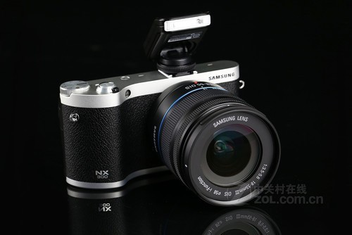 三星NX300黑色 外观图