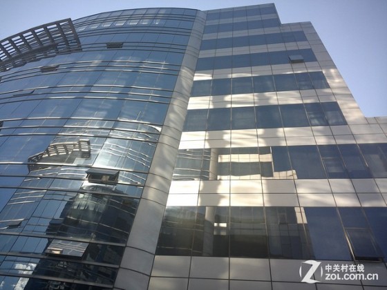 硬朗精英专业范儿 联想ThinkPad 10评测