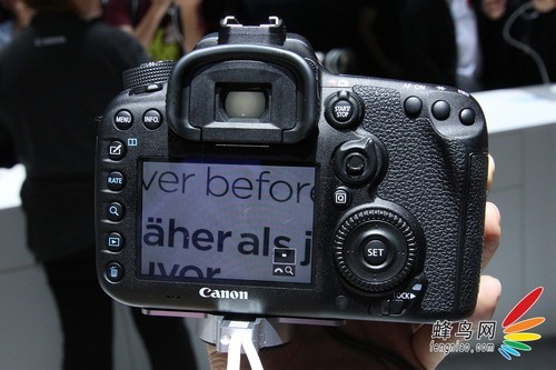 佳能入门全幅头新24-105mm现场试用