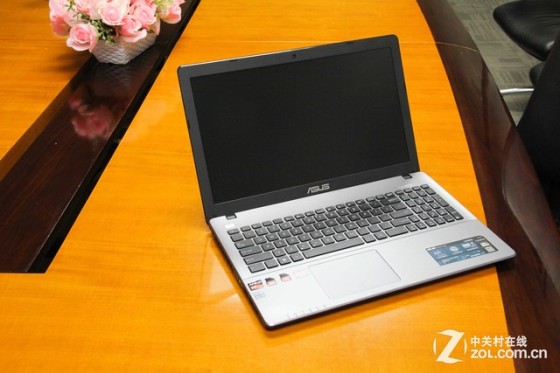 FX7600P交火 华硕VM590Z APU影音本评测