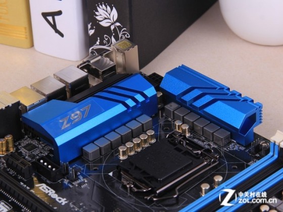 华擎 Z97 极限玩家4 供电部分