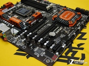 24相供电全力超频 索泰豪华Z77报999元