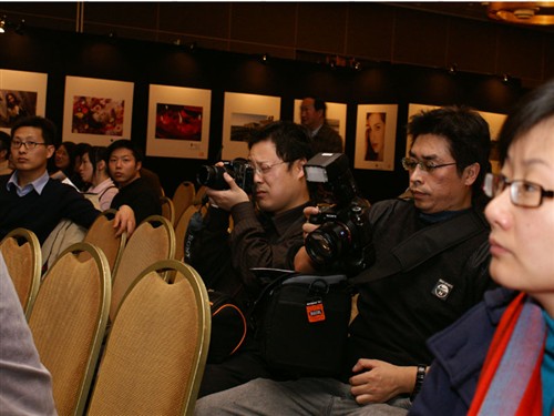 ����Ѳչ��4�֦���Ӱ����:����վ����