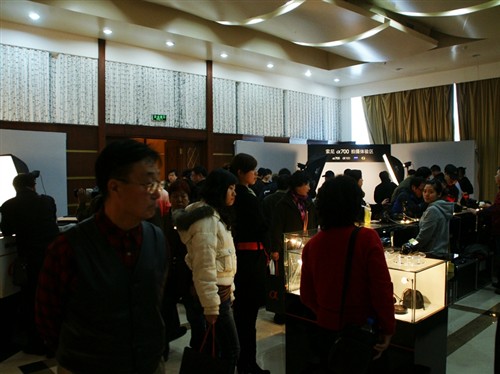 ����Ѳչ��4�֦���Ӱ����:����������